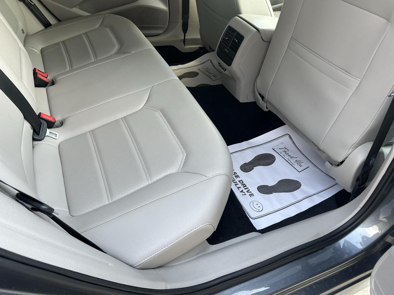 Volkswagen Passat 2.0T Wolfsburg Edition Auto 2019