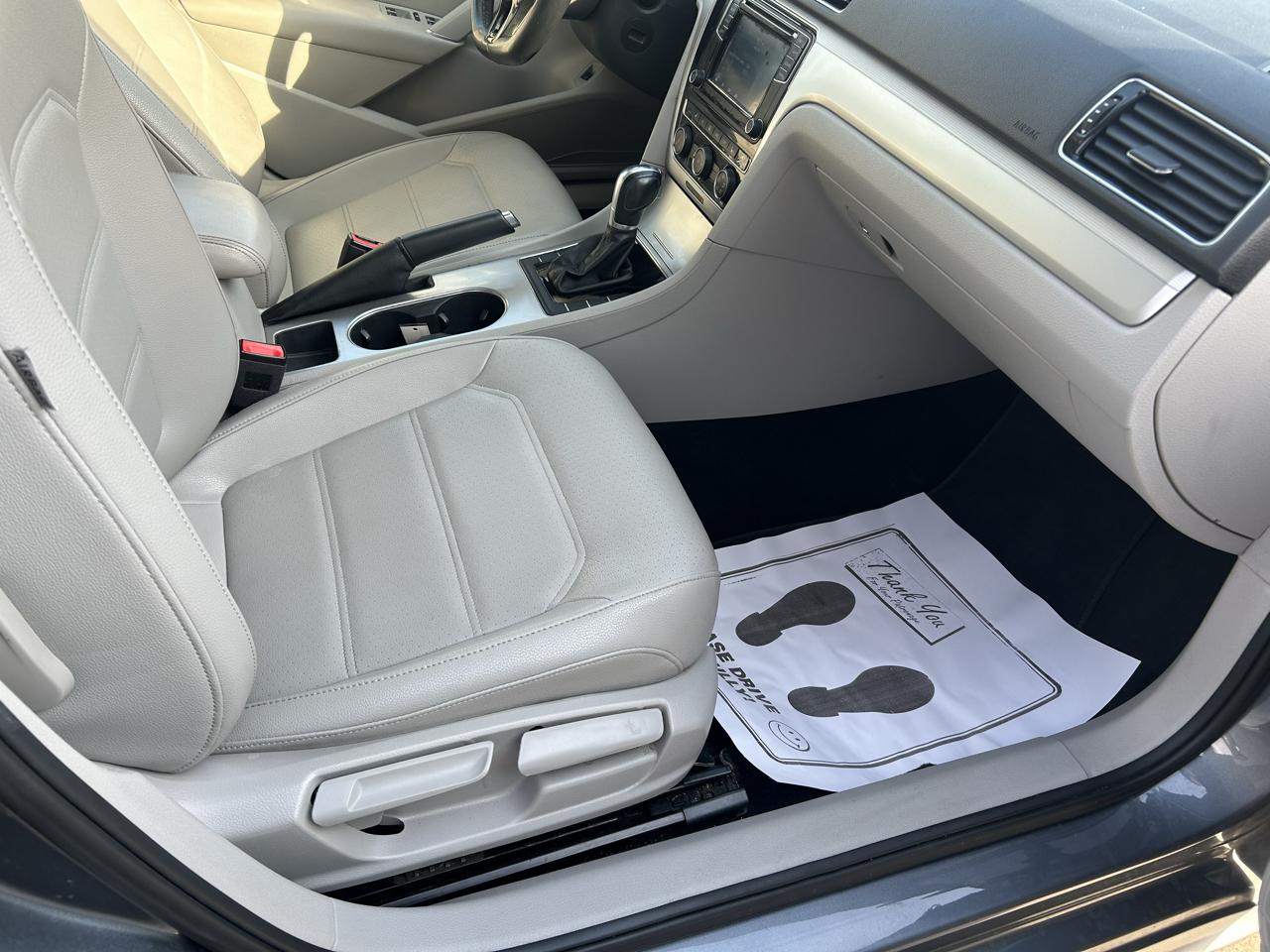 Volkswagen Passat 2.0T Wolfsburg Edition Auto 2019