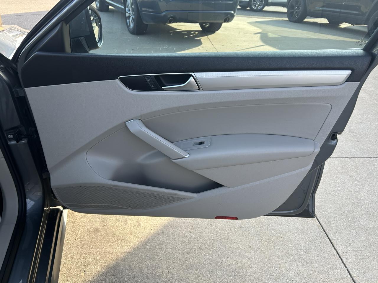 Volkswagen Passat 2.0T Wolfsburg Edition Auto 2019