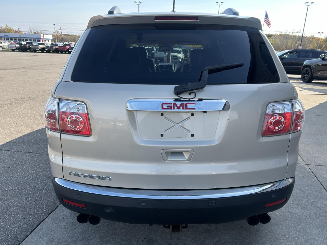 GMC Acadia FWD 4dr SLT2 2011
