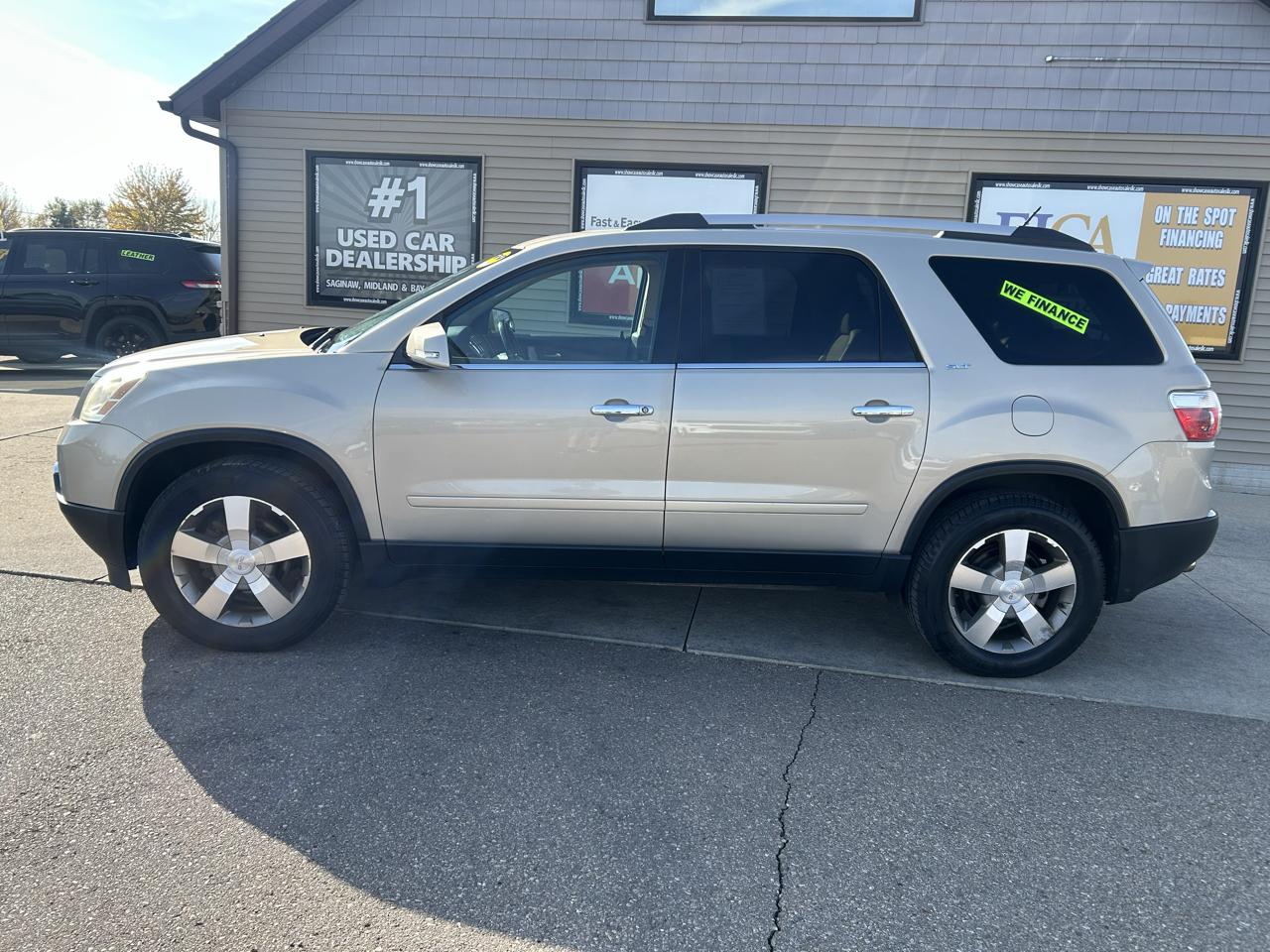 GMC Acadia FWD 4dr SLT2 2011