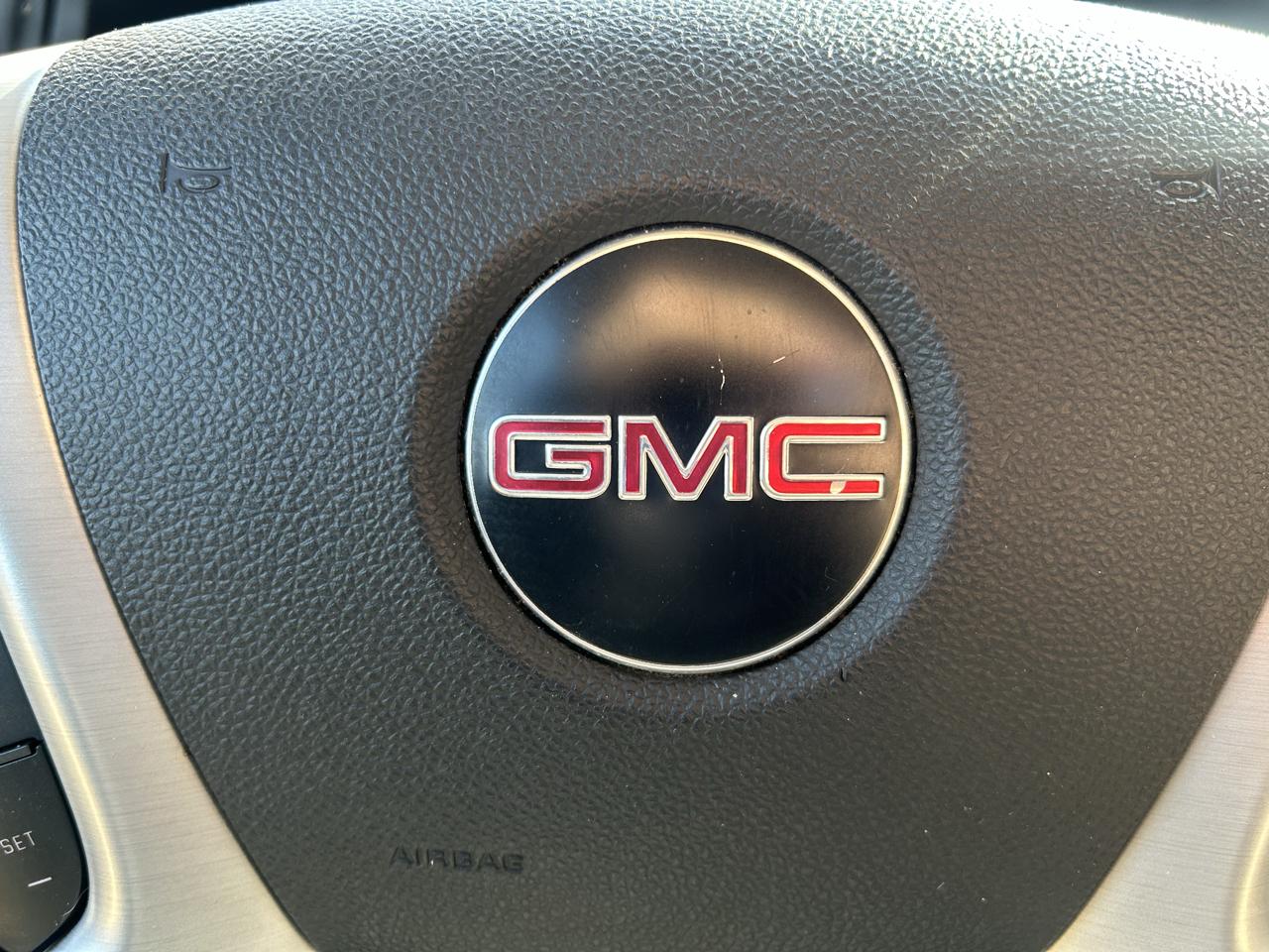 GMC Acadia FWD 4dr SLT2 2011