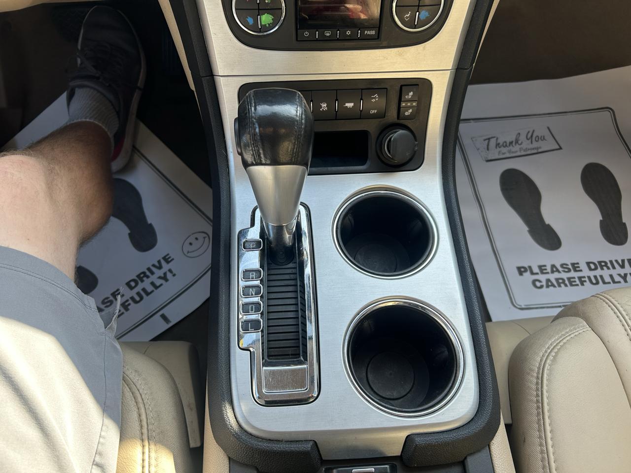 GMC Acadia FWD 4dr SLT2 2011