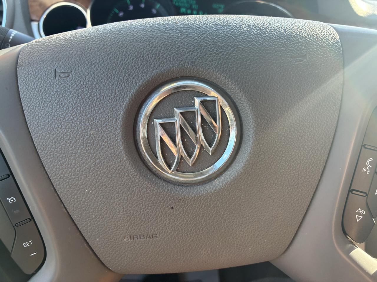 Buick Enclave AWD 4dr Leather 2012