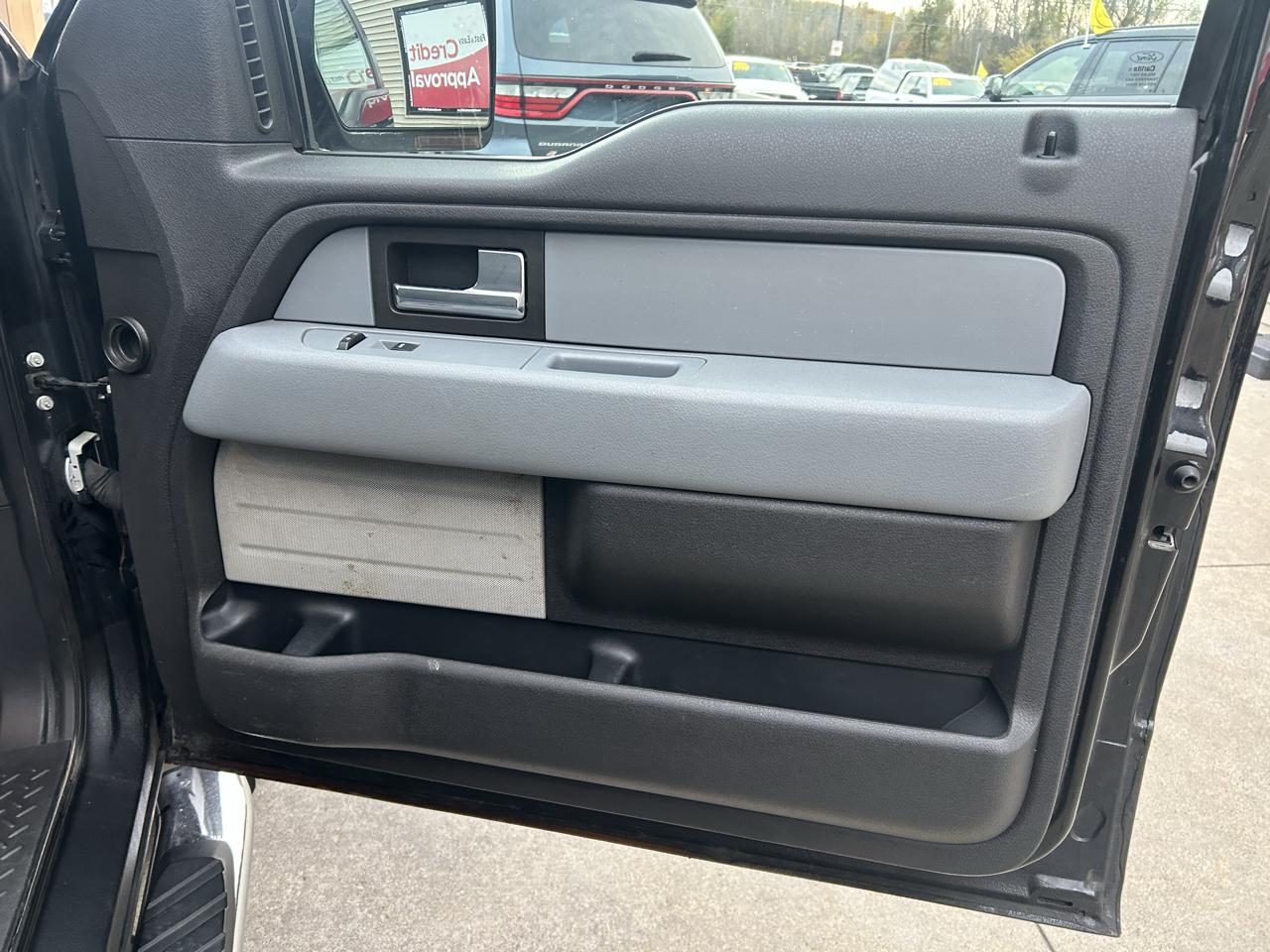 Ford F-150 4WD SuperCab 145" XLT 2012