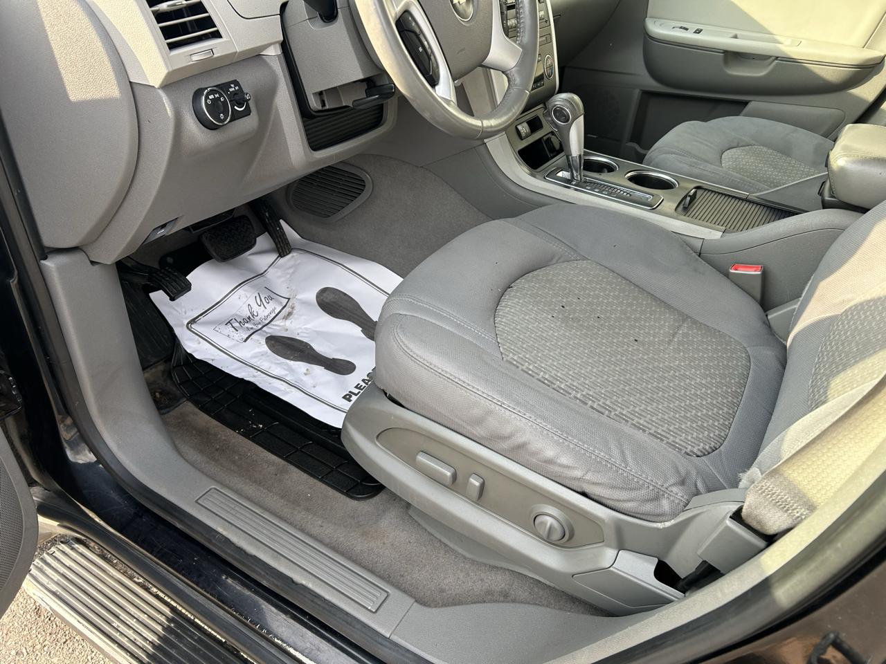 Chevrolet Traverse FWD 4dr LT w/1LT 2012