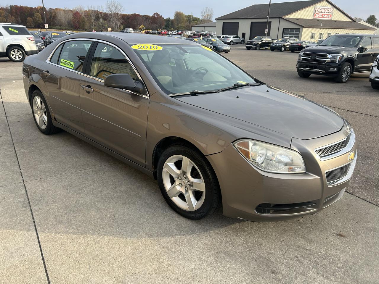 Chevrolet Malibu 4dr Sdn LS w/1LS 2010