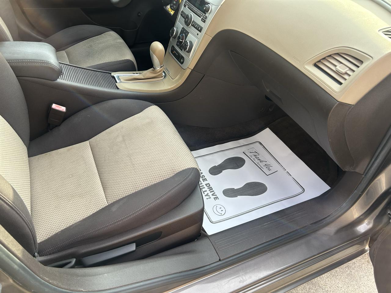 Chevrolet Malibu 4dr Sdn LS w/1LS 2010