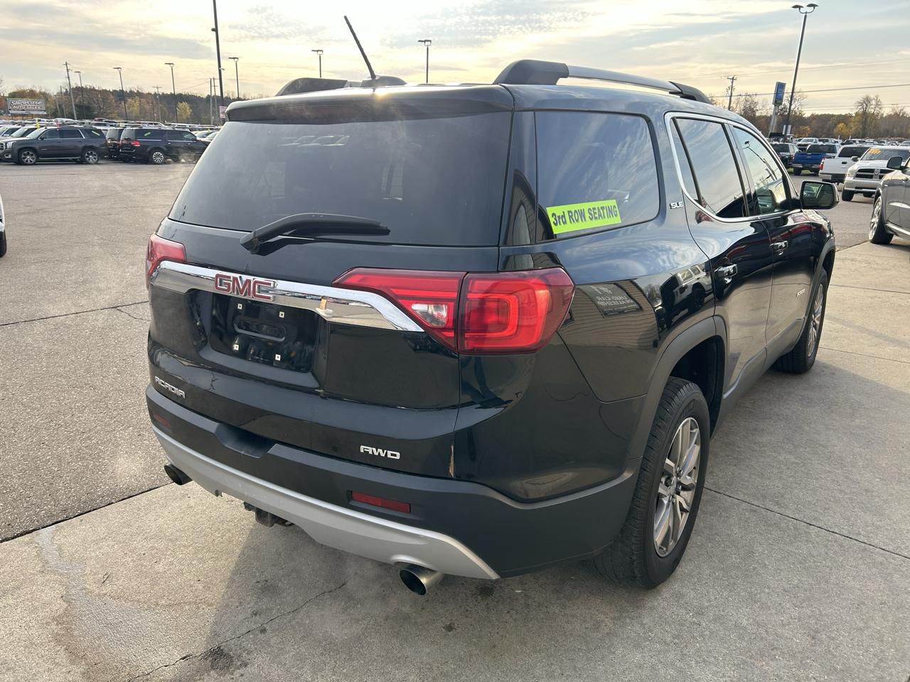 GMC Acadia AWD 4dr SLE w/SLE-2 2018