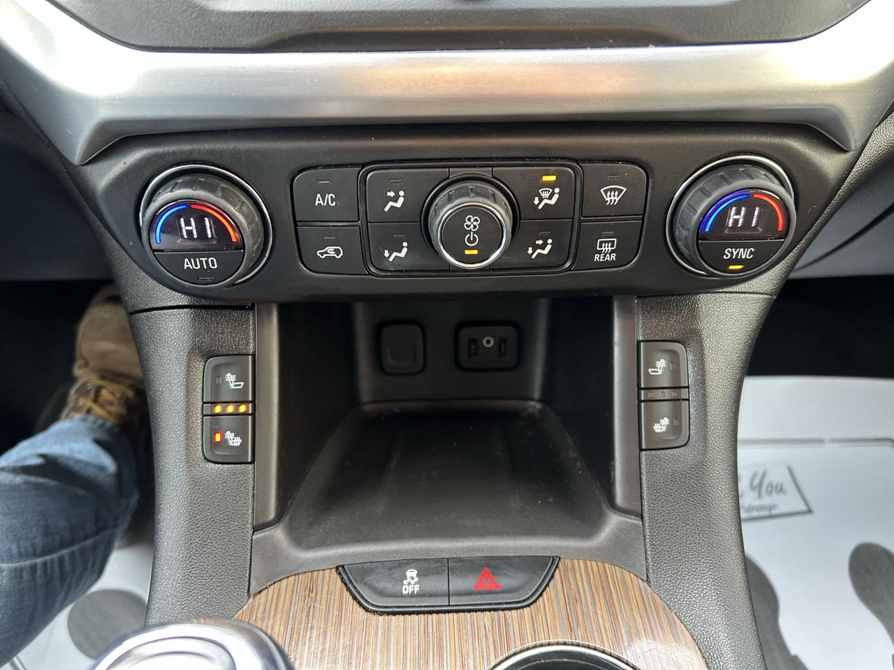 GMC Acadia AWD 4dr SLE w/SLE-2 2018