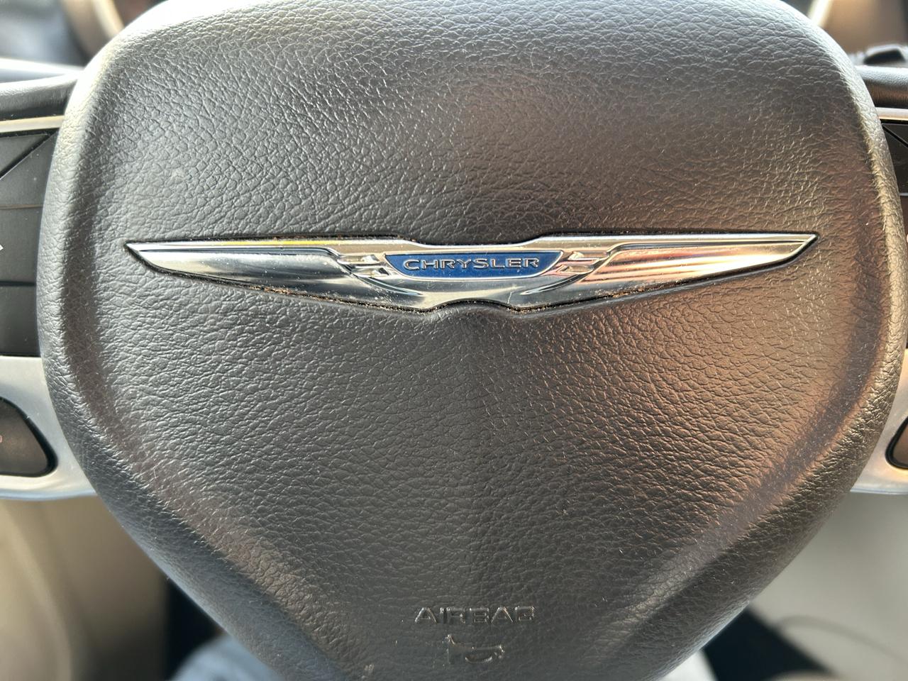 Chrysler Pacifica Touring L FWD 2018
