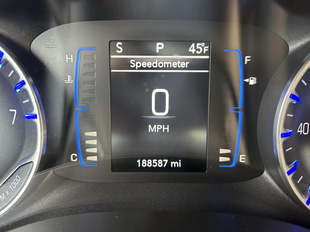 Chrysler Pacifica Touring L FWD 2018