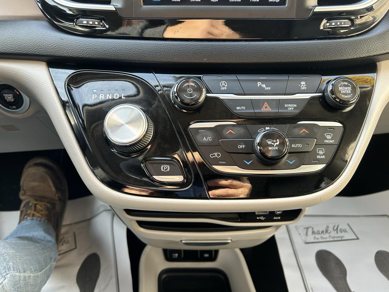 Chrysler Pacifica Touring L FWD 2018