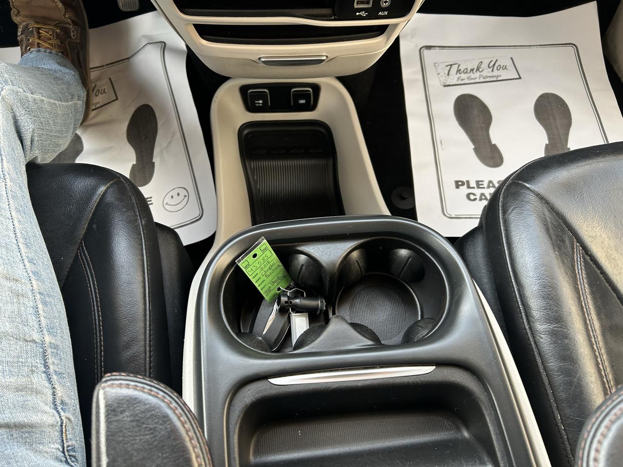 Chrysler Pacifica Touring L FWD 2018
