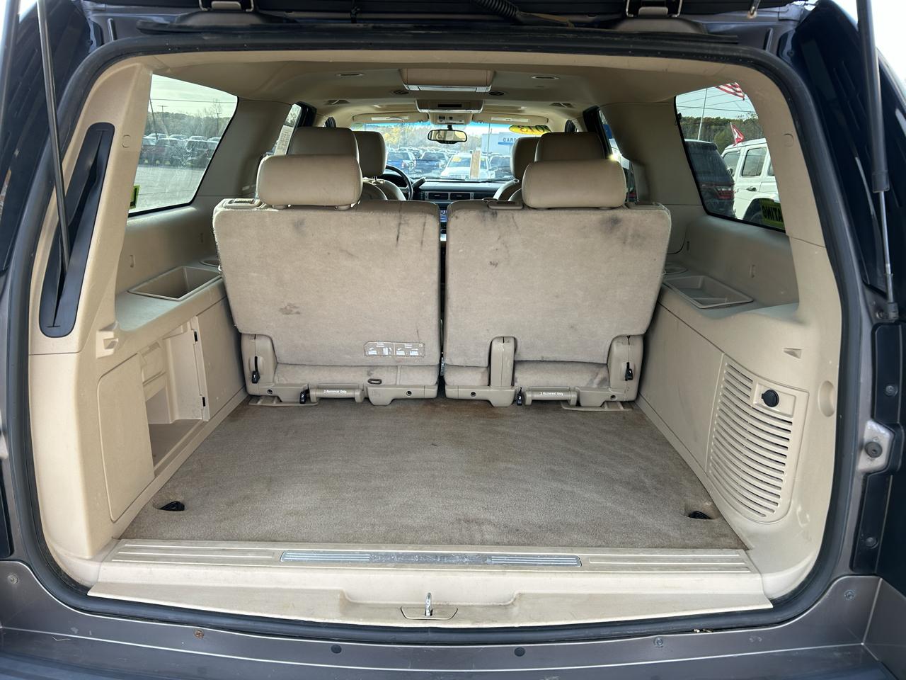 GMC Yukon XL AWD 4dr 1500 Denali 2013