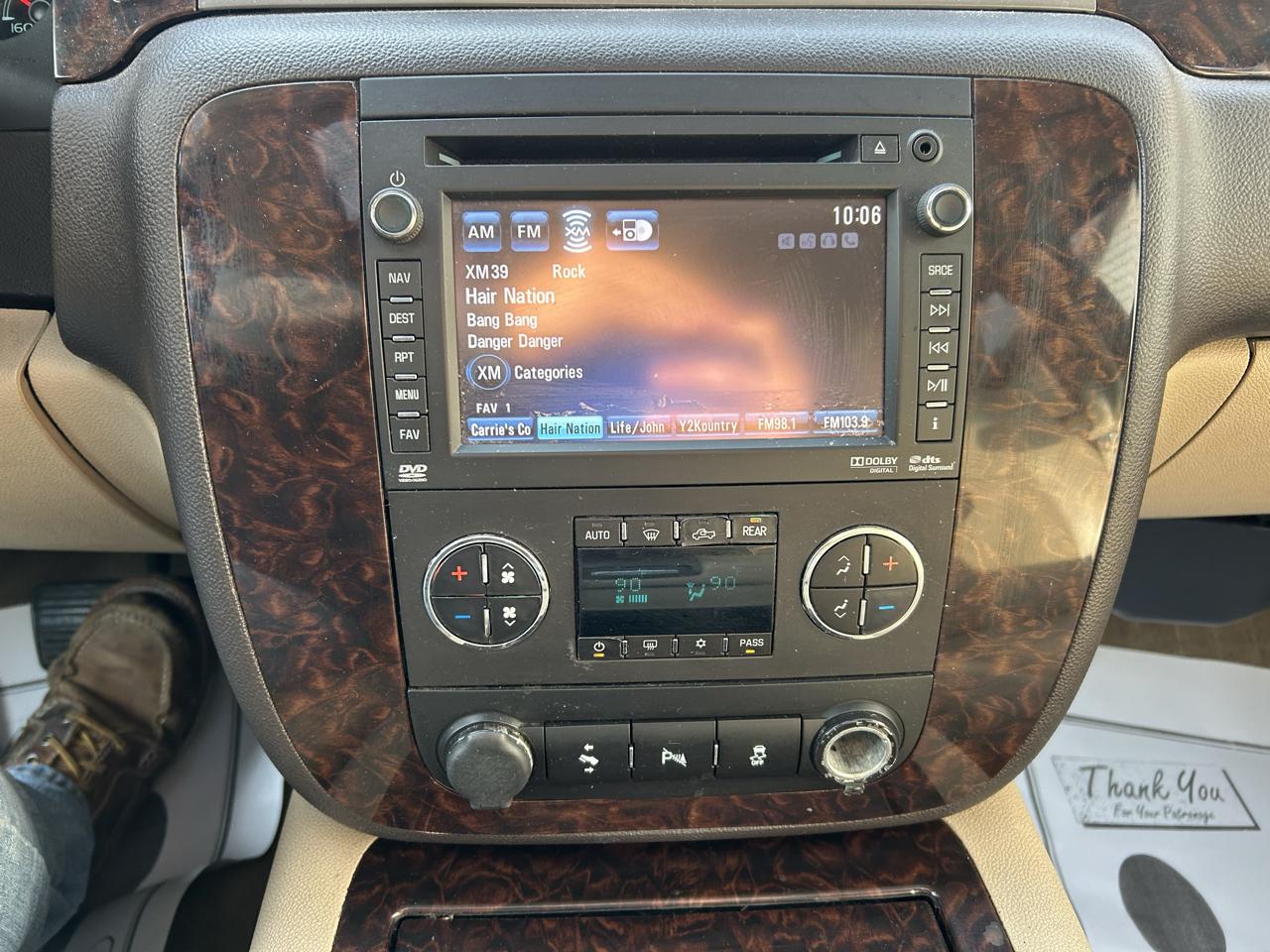 GMC Yukon XL AWD 4dr 1500 Denali 2013