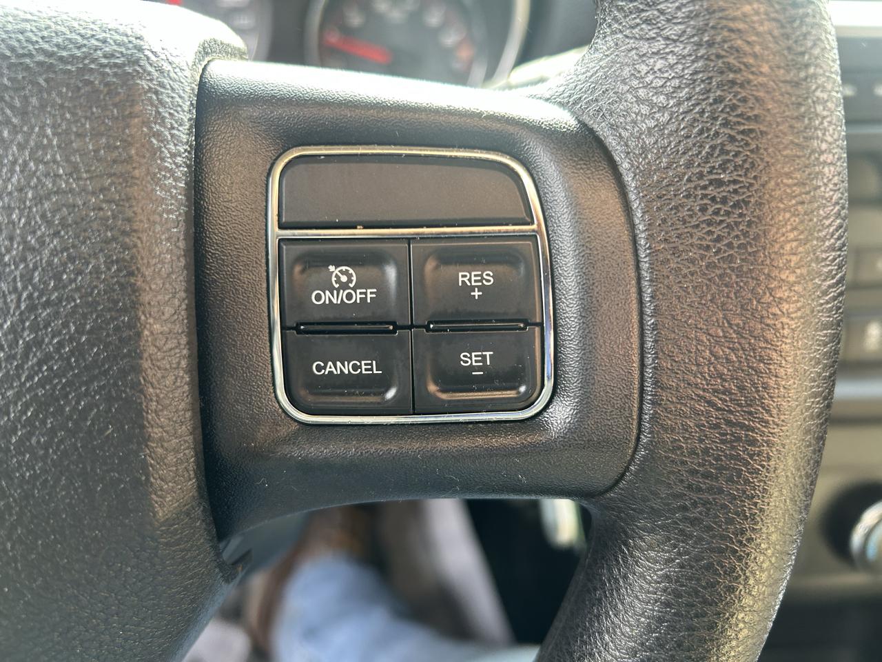 Dodge Avenger 4dr Sdn SE V6 2014