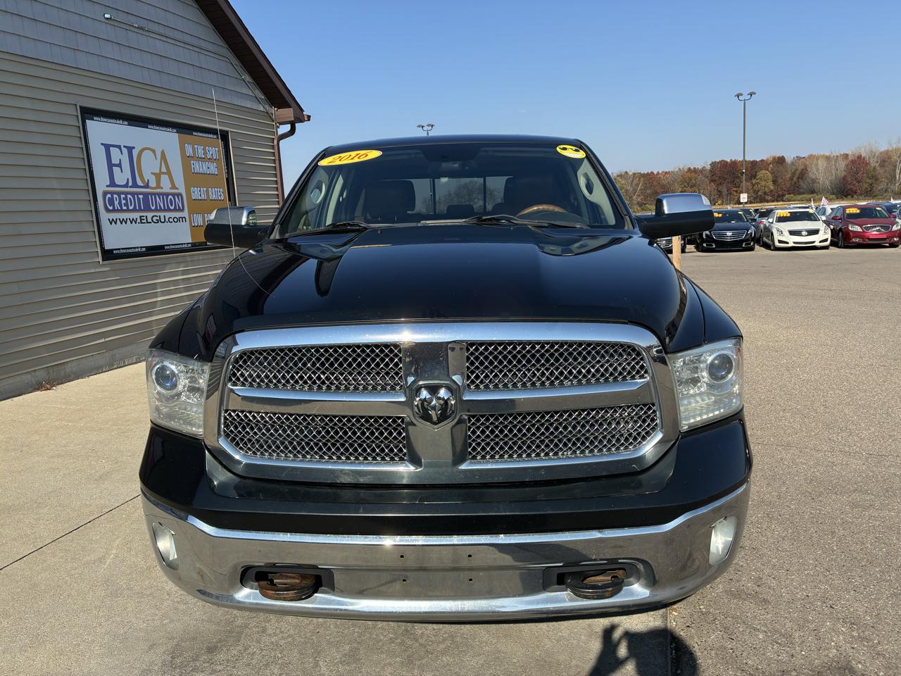 RAM 1500 4WD Crew Cab 140.5" Longhorn 2016