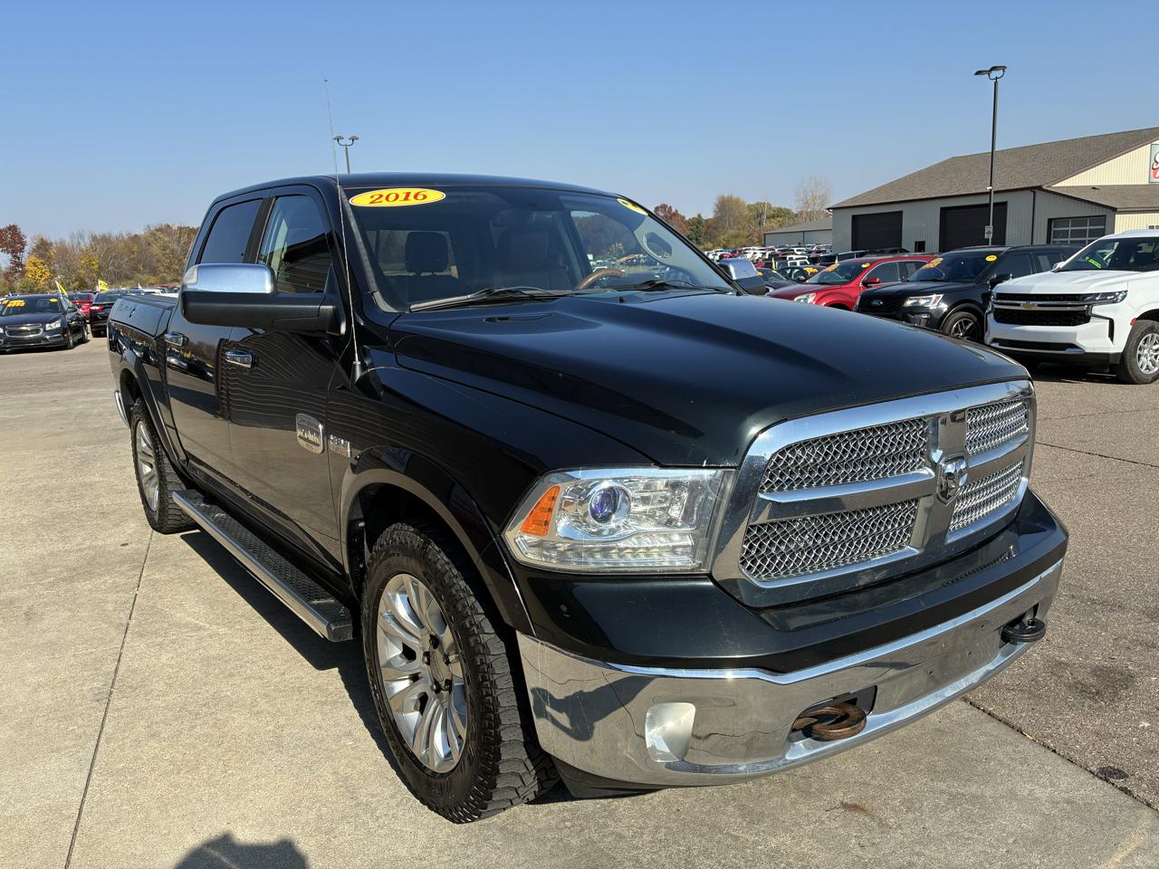RAM 1500 4WD Crew Cab 140.5" Longhorn 2016