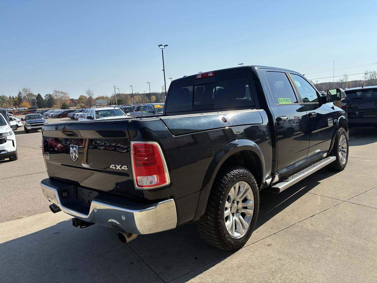 RAM 1500 4WD Crew Cab 140.5" Longhorn 2016