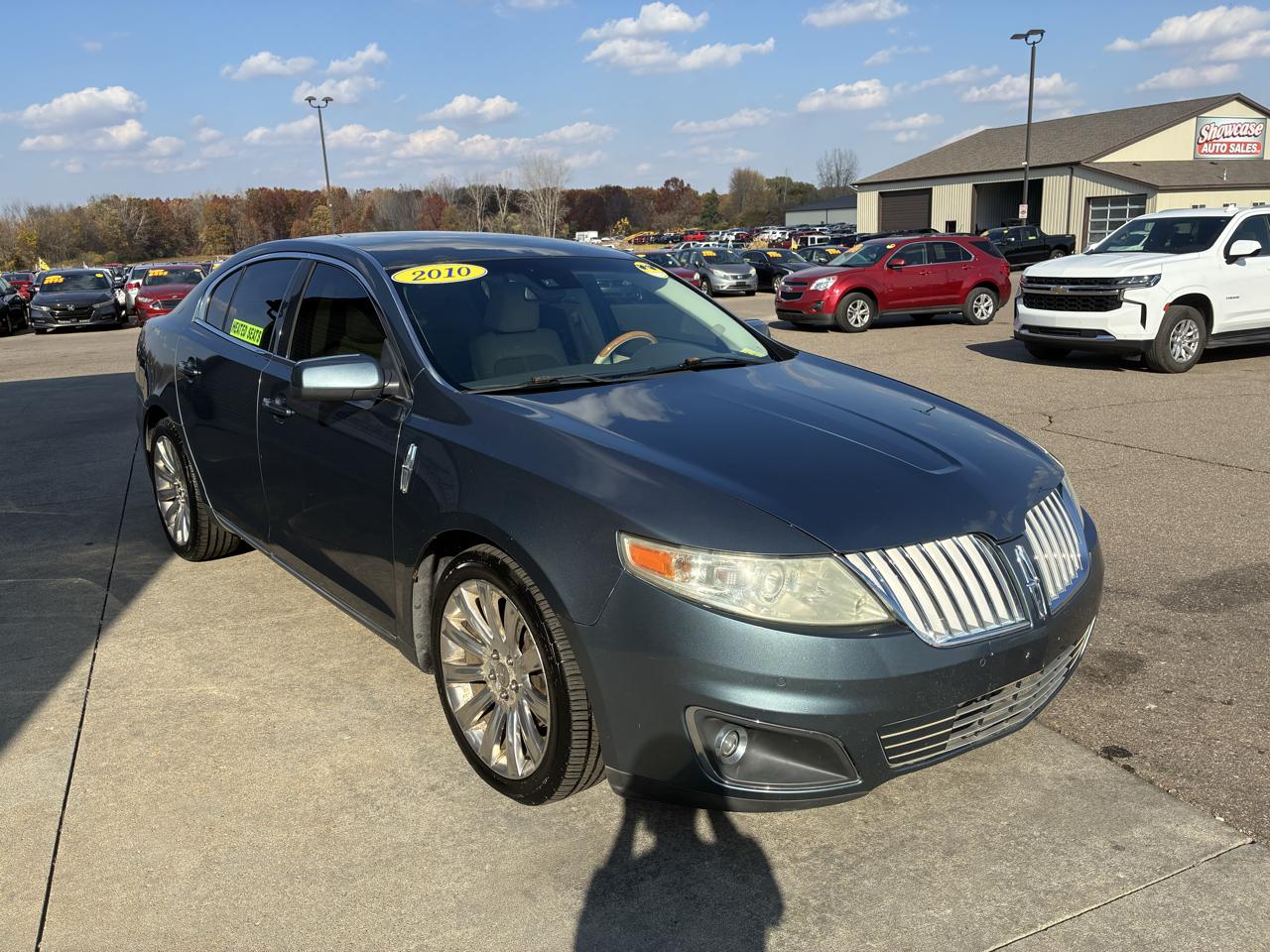 Lincoln MKS 4dr Sdn 3.7L FWD 2010