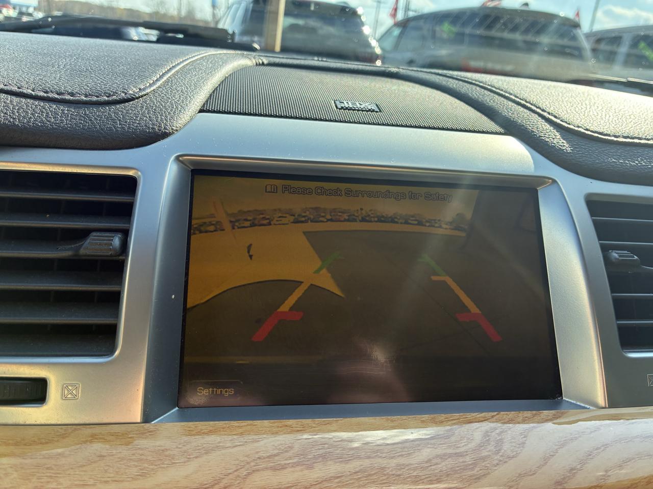Lincoln MKS 4dr Sdn 3.7L FWD 2010