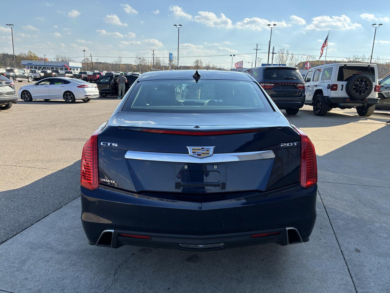 Cadillac CTS Sedan 4dr Sdn 2.0L Turbo Luxury AWD 2017