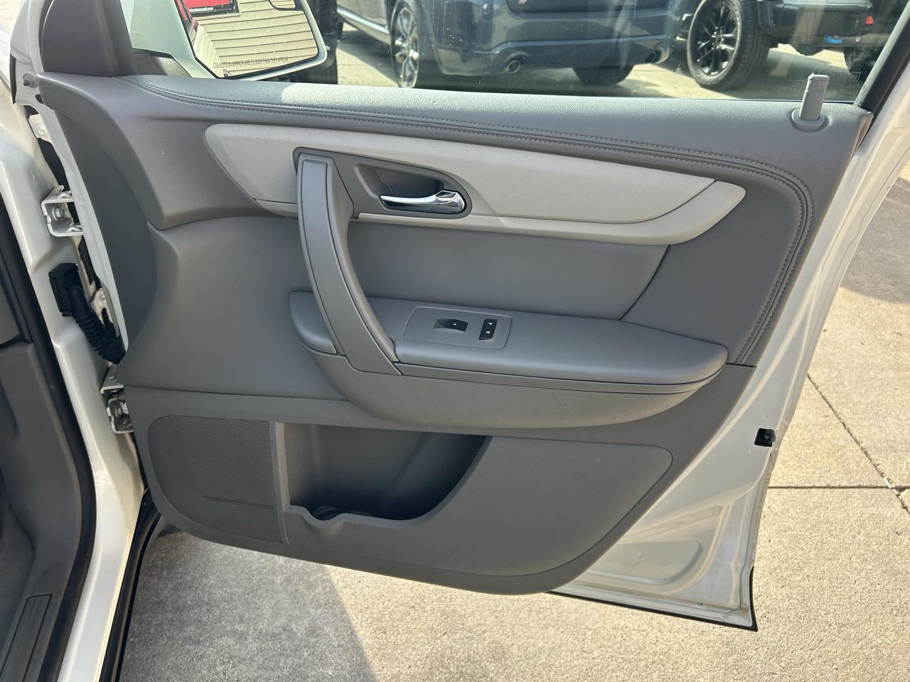 Chevrolet Traverse AWD 4dr LT w/1LT 2014