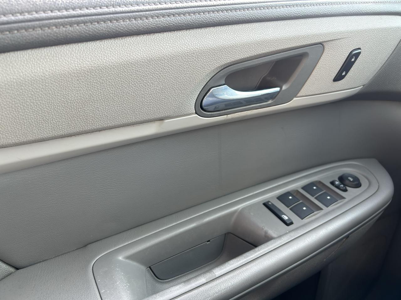 Chevrolet Traverse AWD 4dr LT w/1LT 2014