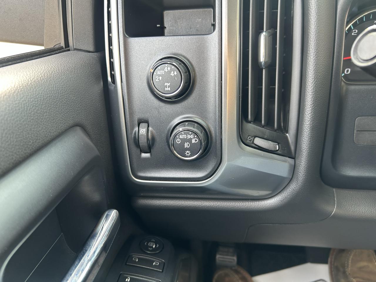 Chevrolet Silverado 1500 4WD Crew Cab 143.5" LT w/1LT 2014