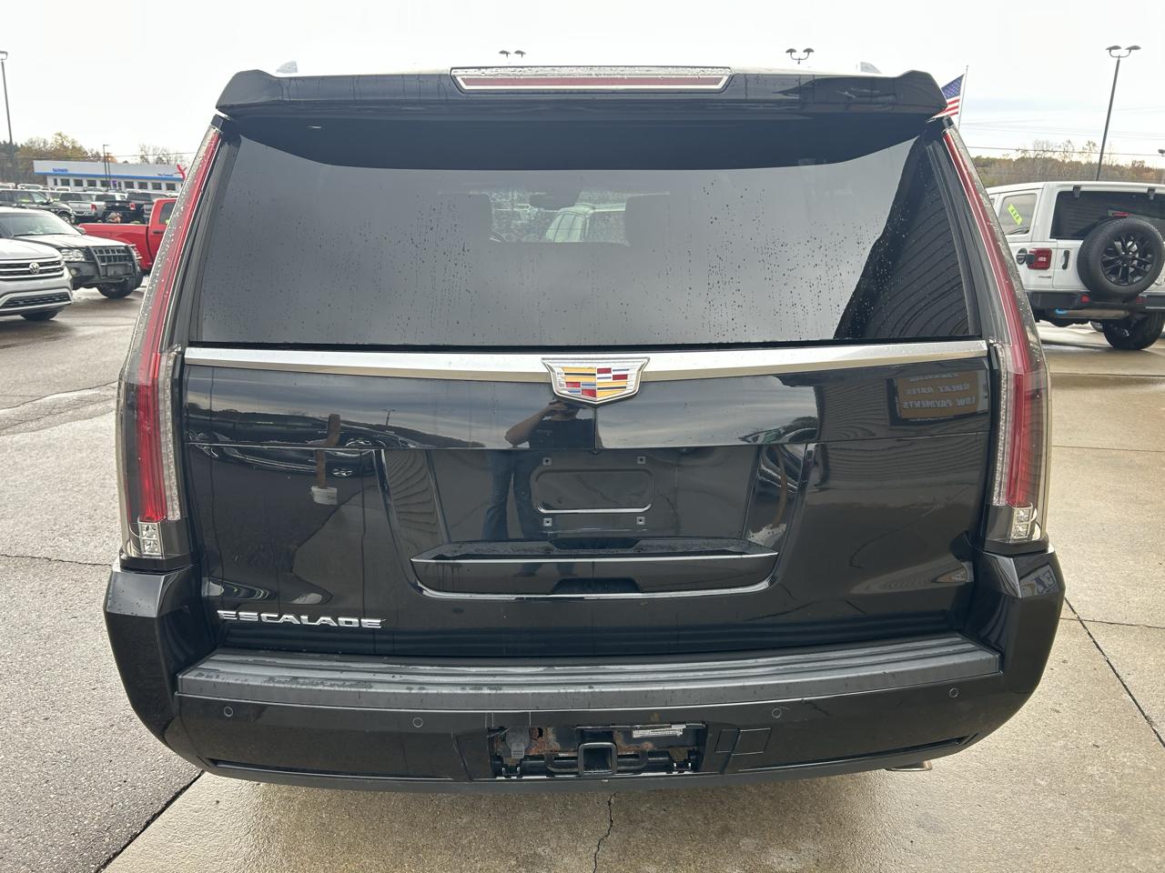 Cadillac Escalade ESV 4WD 4dr Platinum 2016