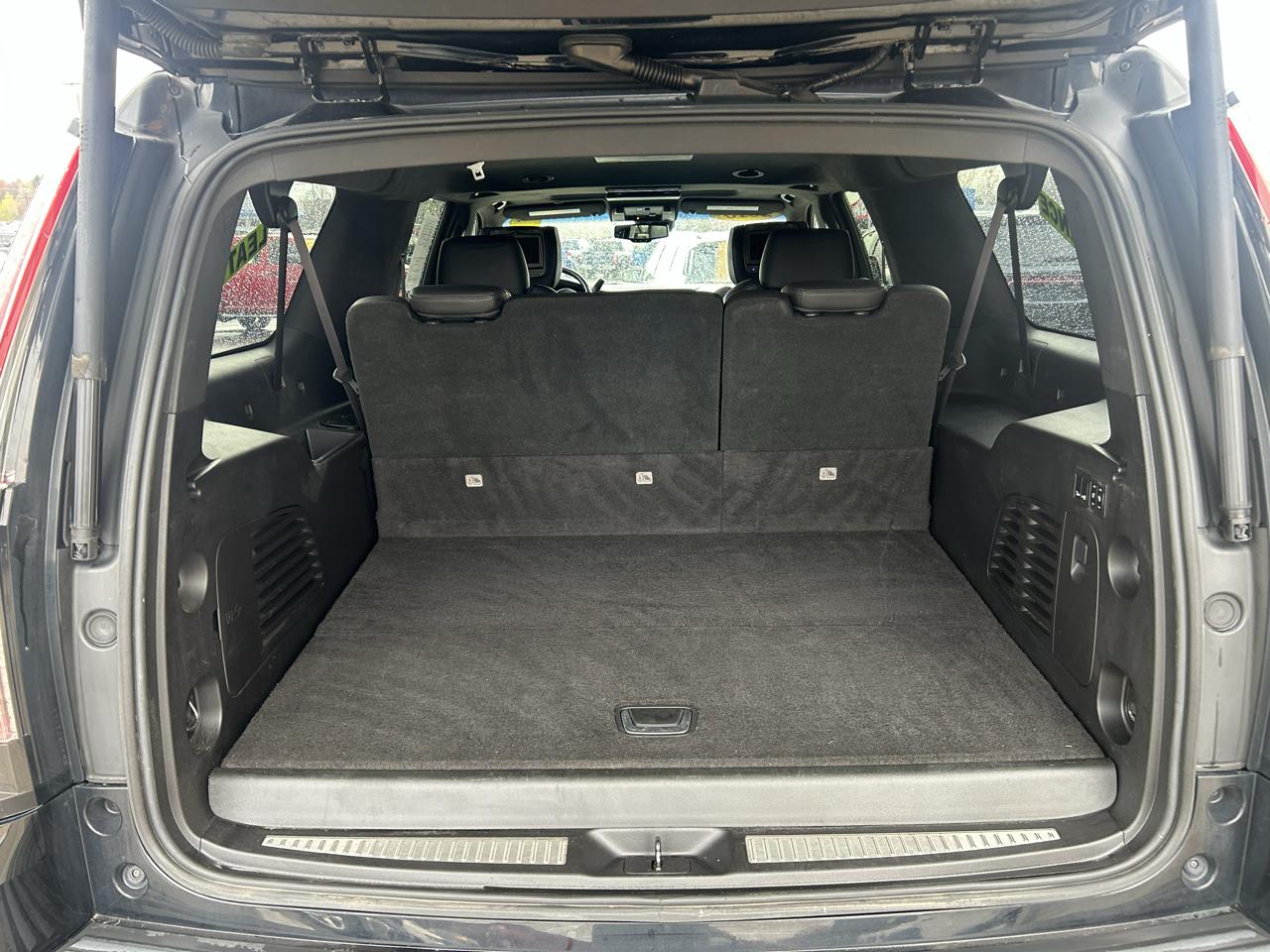 Cadillac Escalade ESV 4WD 4dr Platinum 2016