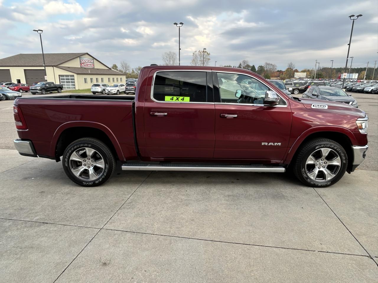 RAM 1500 Laramie 4x4 Crew Cab 5'7" Box 2019