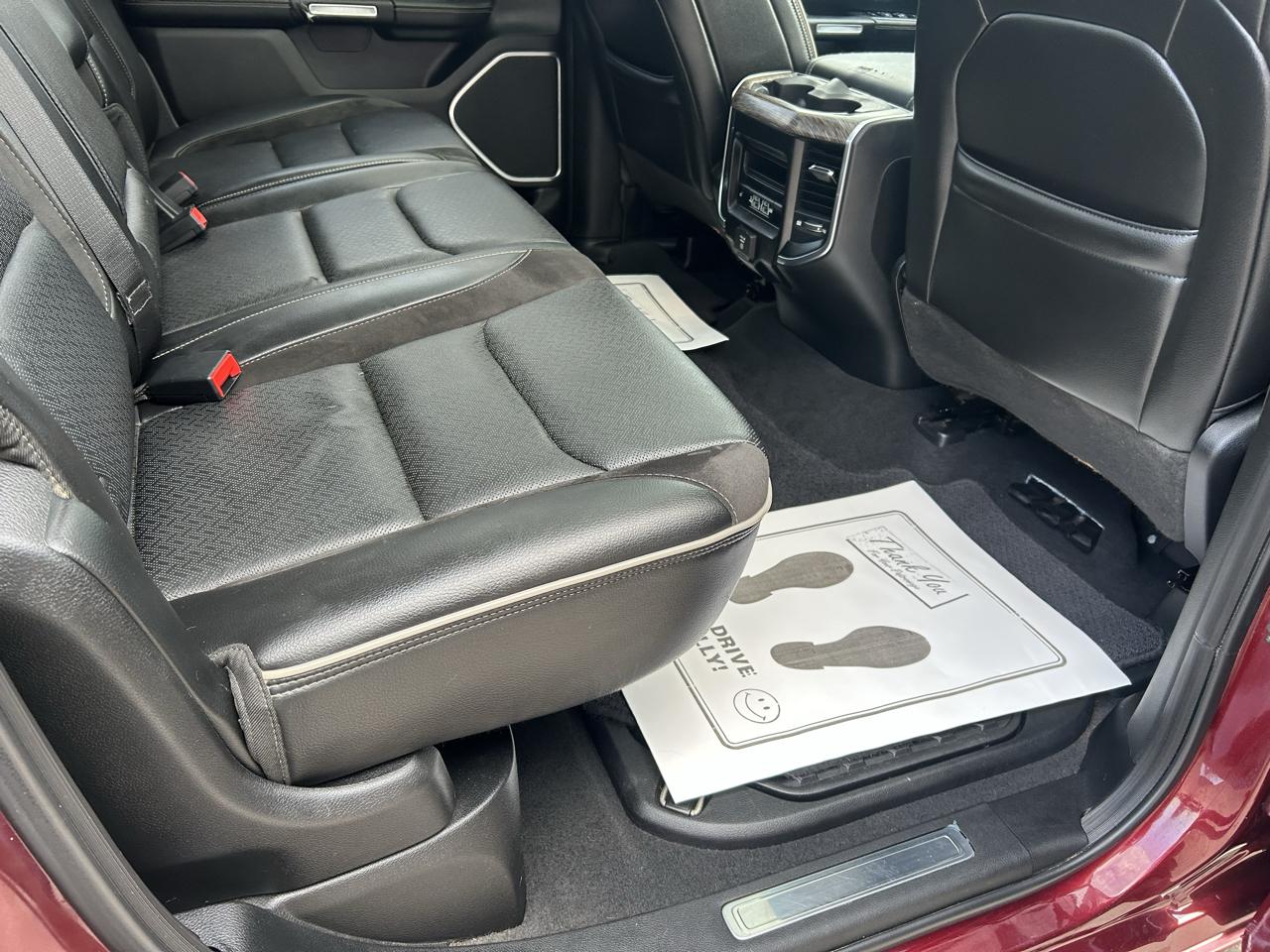 RAM 1500 Laramie 4x4 Crew Cab 5'7" Box 2019