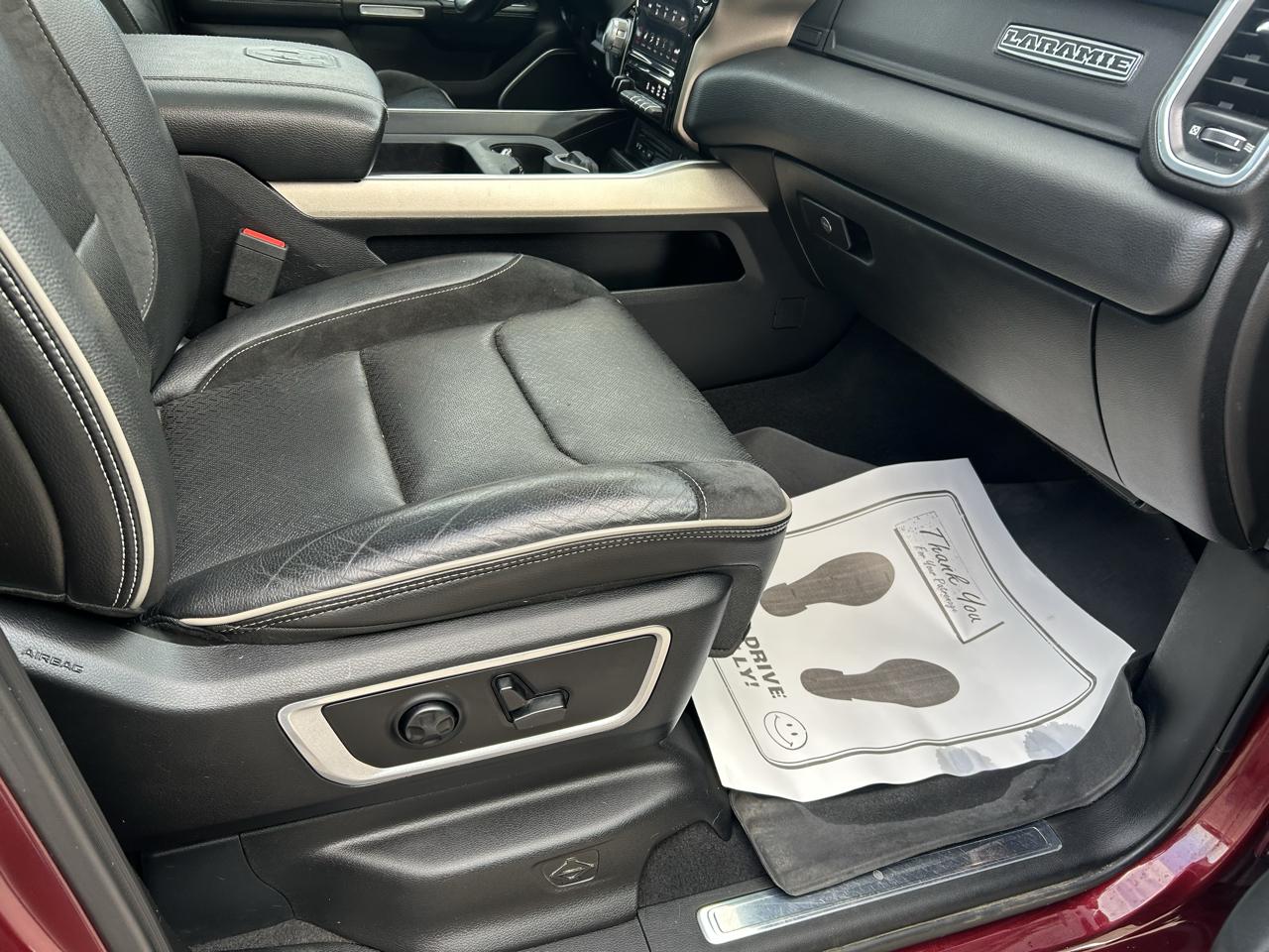 RAM 1500 Laramie 4x4 Crew Cab 5'7" Box 2019