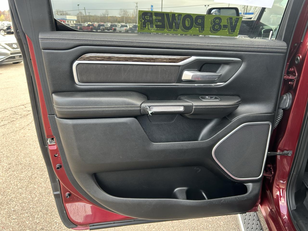 RAM 1500 Laramie 4x4 Crew Cab 5'7" Box 2019