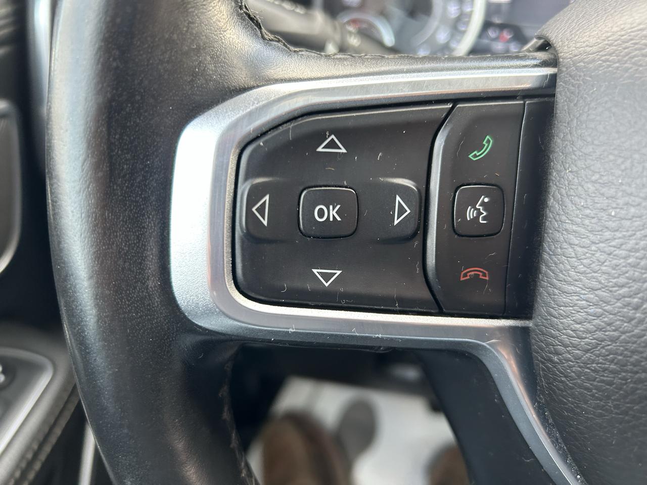 RAM 1500 Laramie 4x4 Crew Cab 5'7" Box 2019