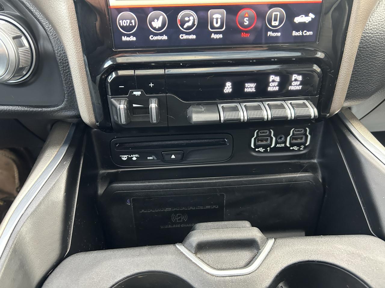 RAM 1500 Laramie 4x4 Crew Cab 5'7" Box 2019