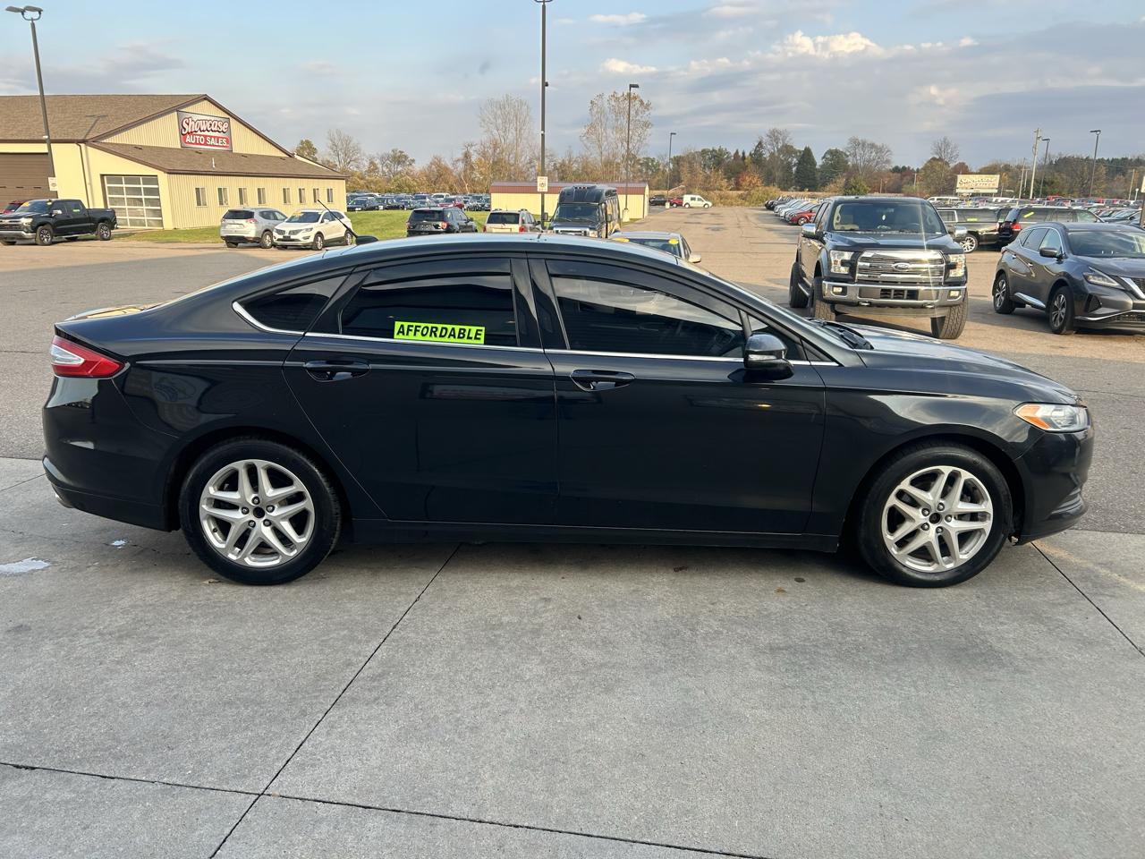 Ford Fusion 4dr Sdn SE FWD 2014