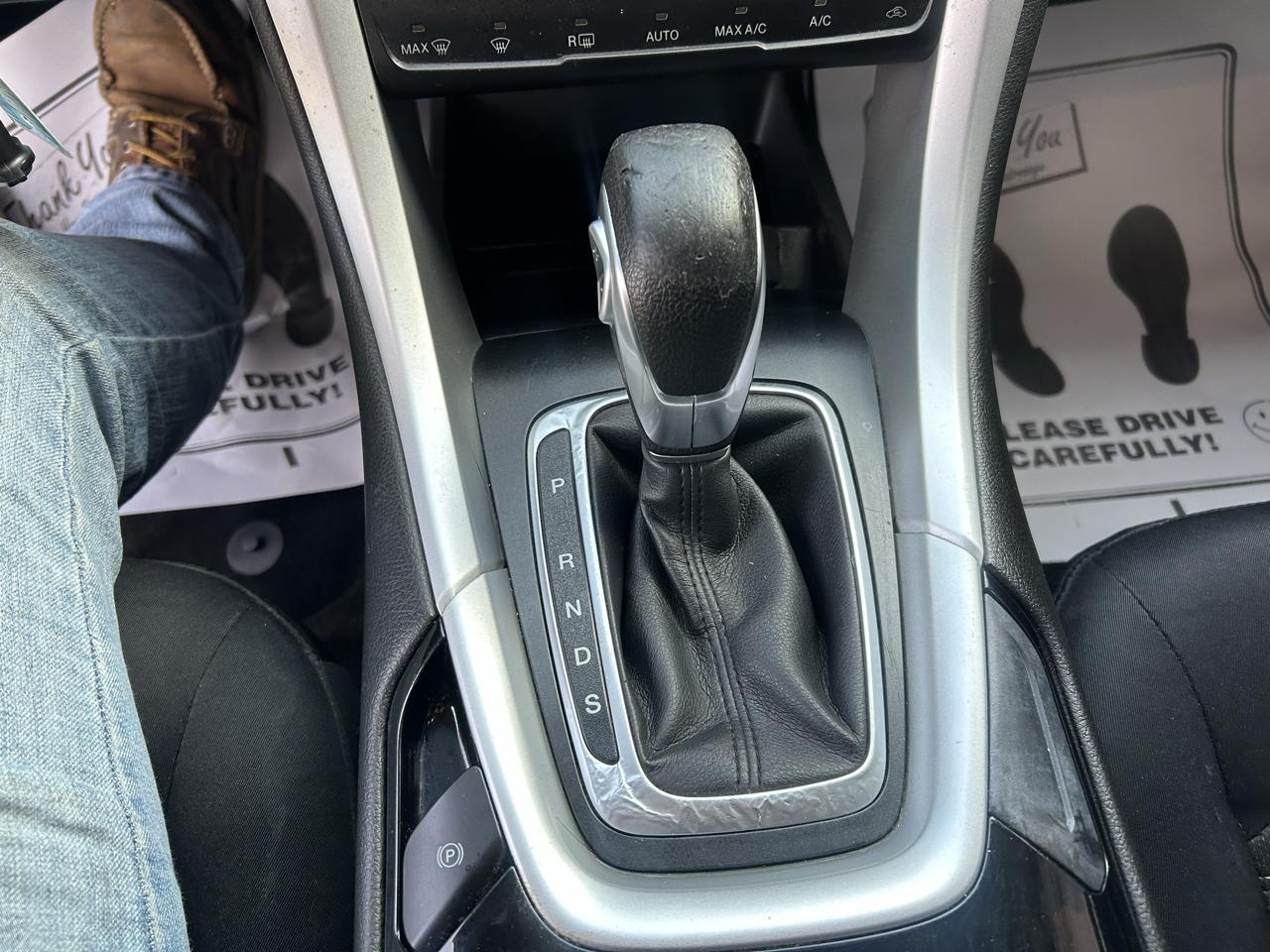 Ford Fusion 4dr Sdn SE FWD 2014