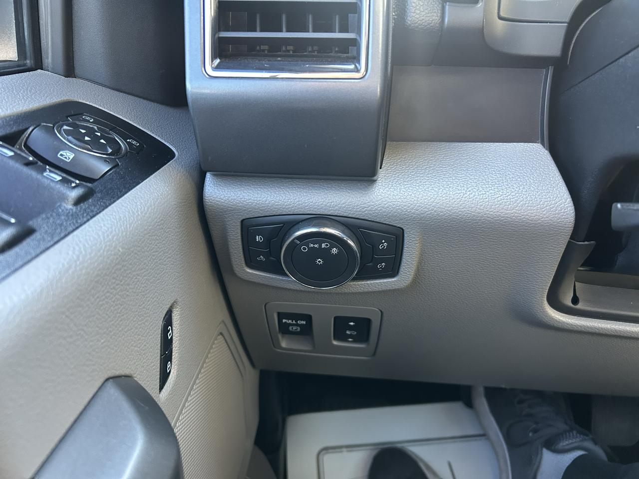 Ford F-150 XLT 4WD SuperCrew 5.5' Box 2018