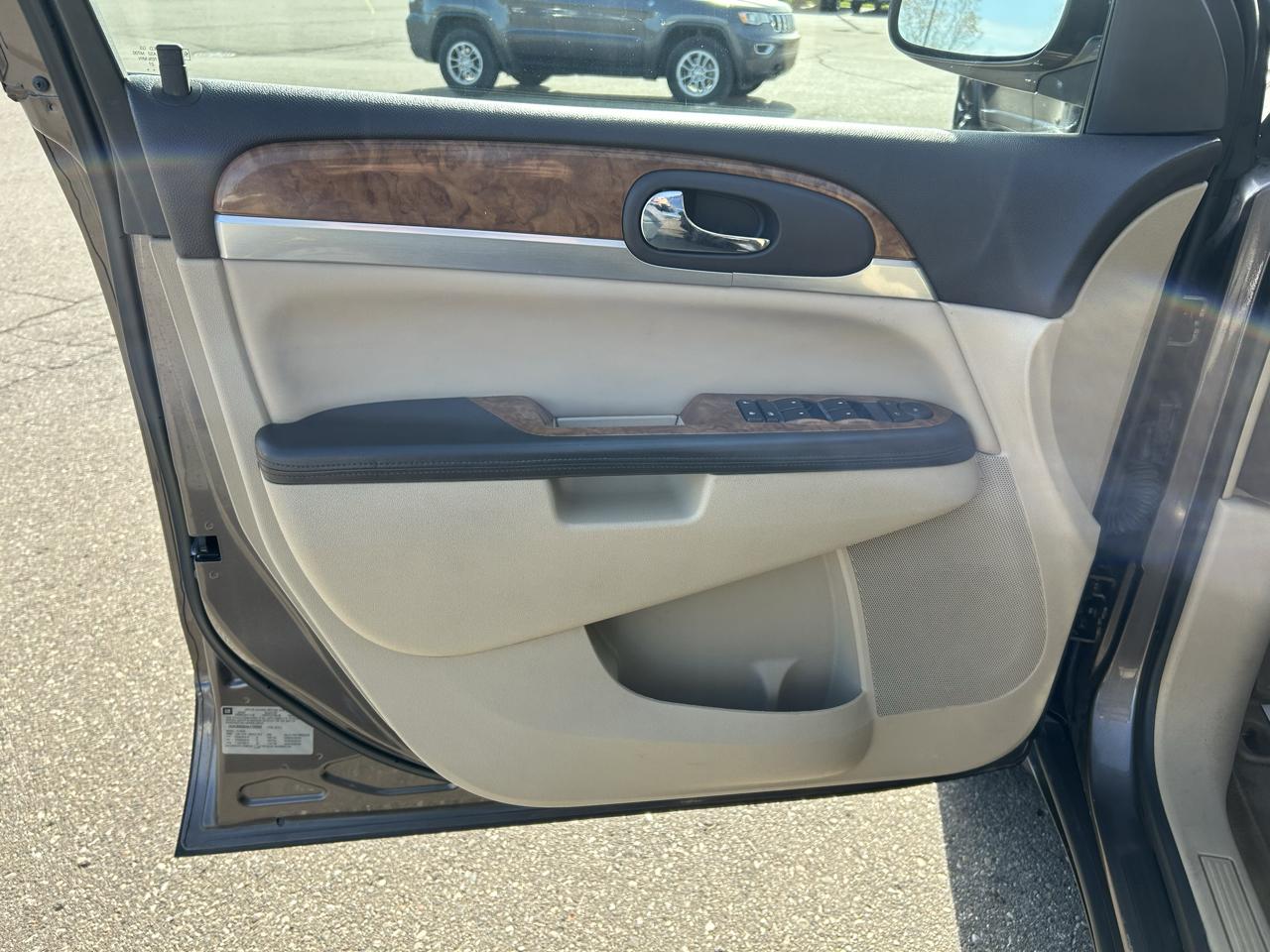 Buick Enclave FWD 4dr CX 2010