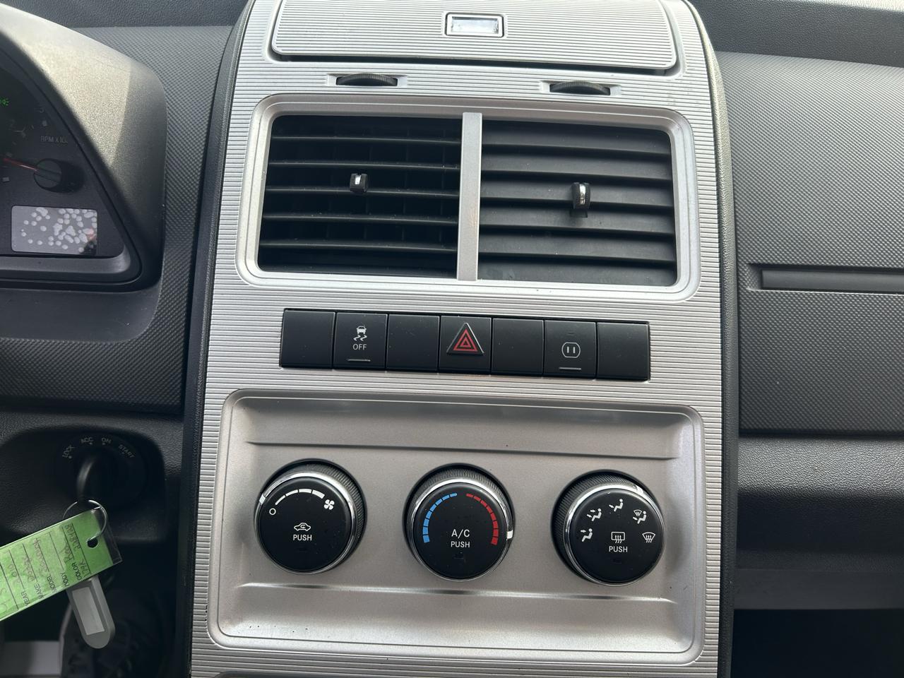 Dodge Journey FWD 4dr SXT 2010