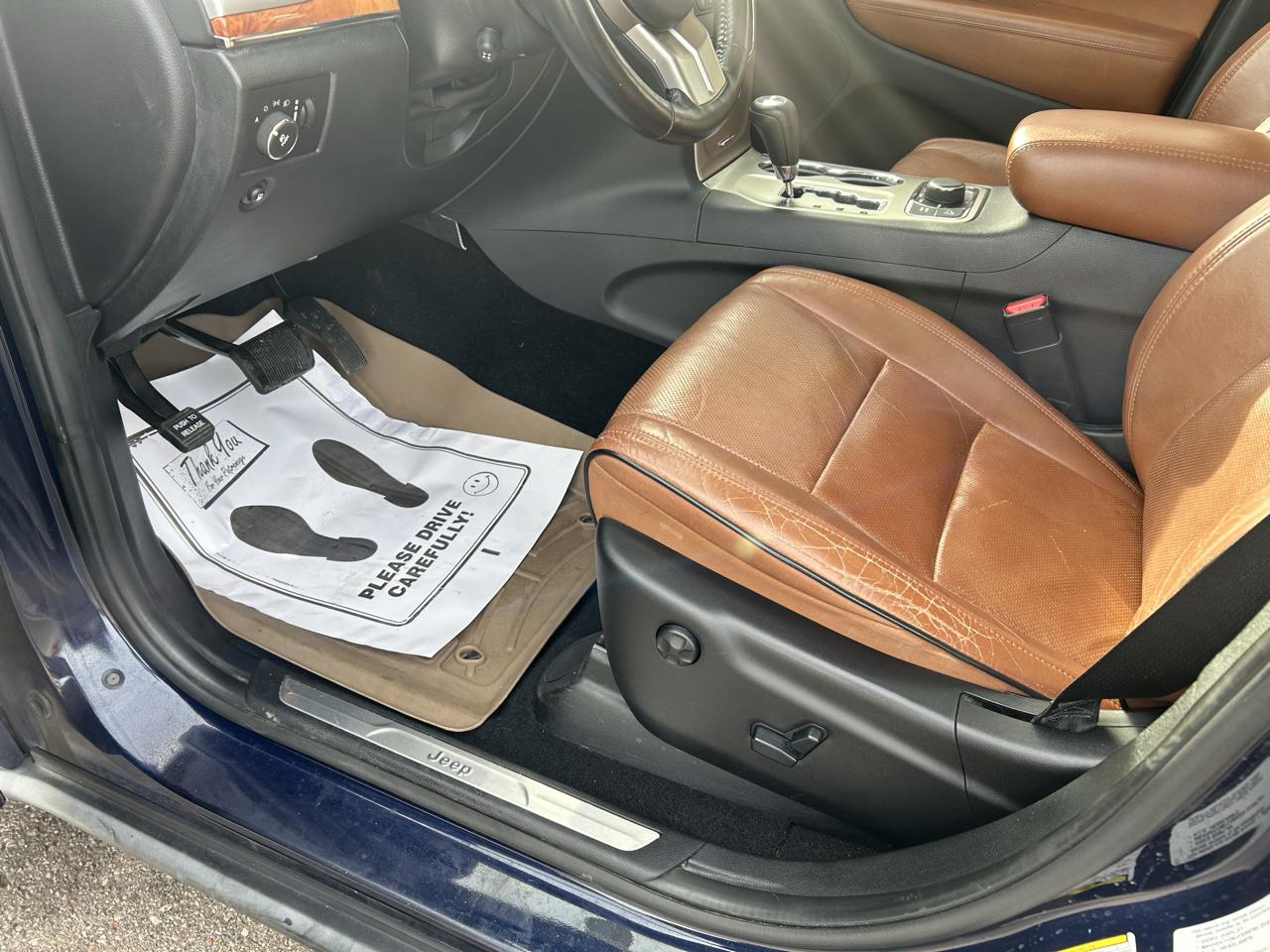 Jeep Grand Cherokee 4WD 4dr Overland 2012