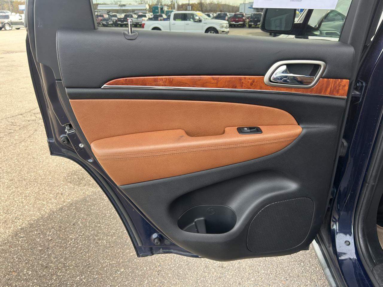 Jeep Grand Cherokee 4WD 4dr Overland 2012