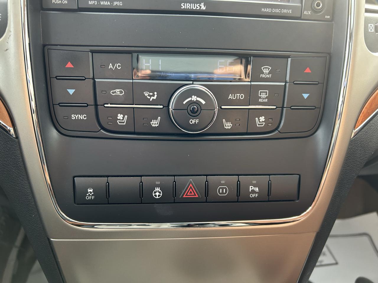 Jeep Grand Cherokee 4WD 4dr Overland 2012