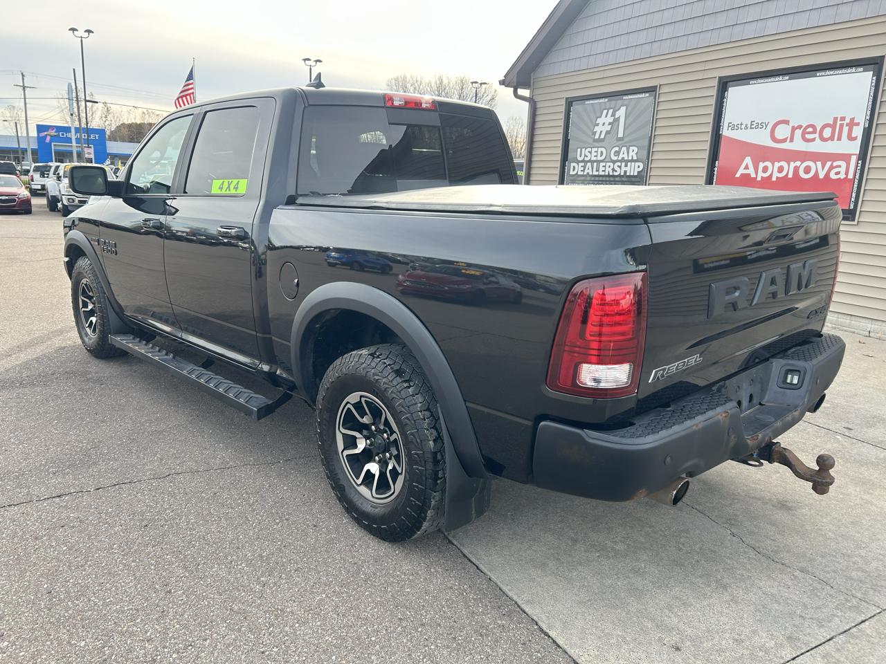 RAM 1500 Rebel 4x4 Crew Cab 5'7" Box 2017