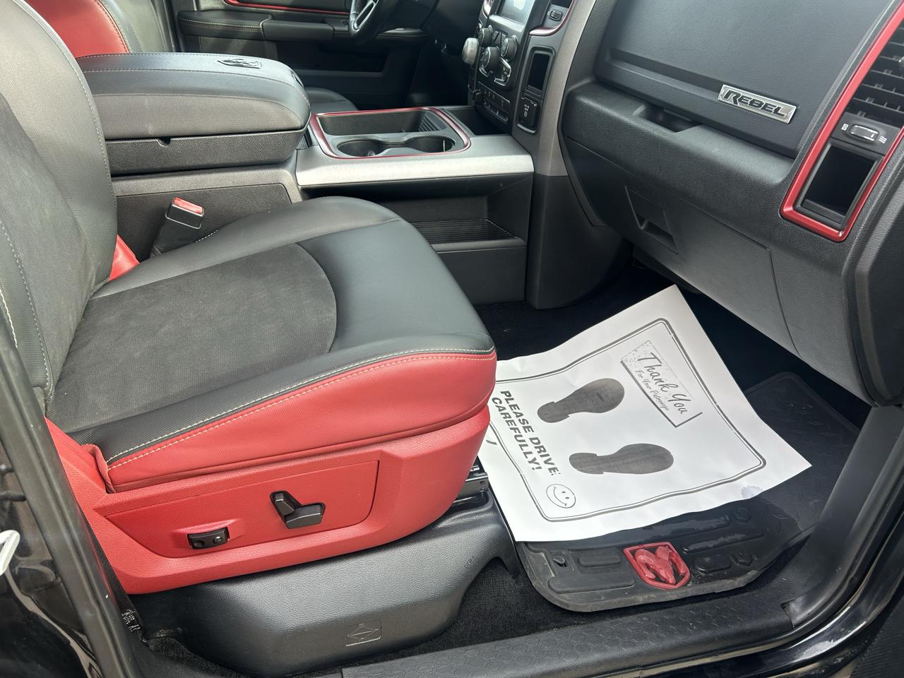 RAM 1500 Rebel 4x4 Crew Cab 5'7" Box 2017
