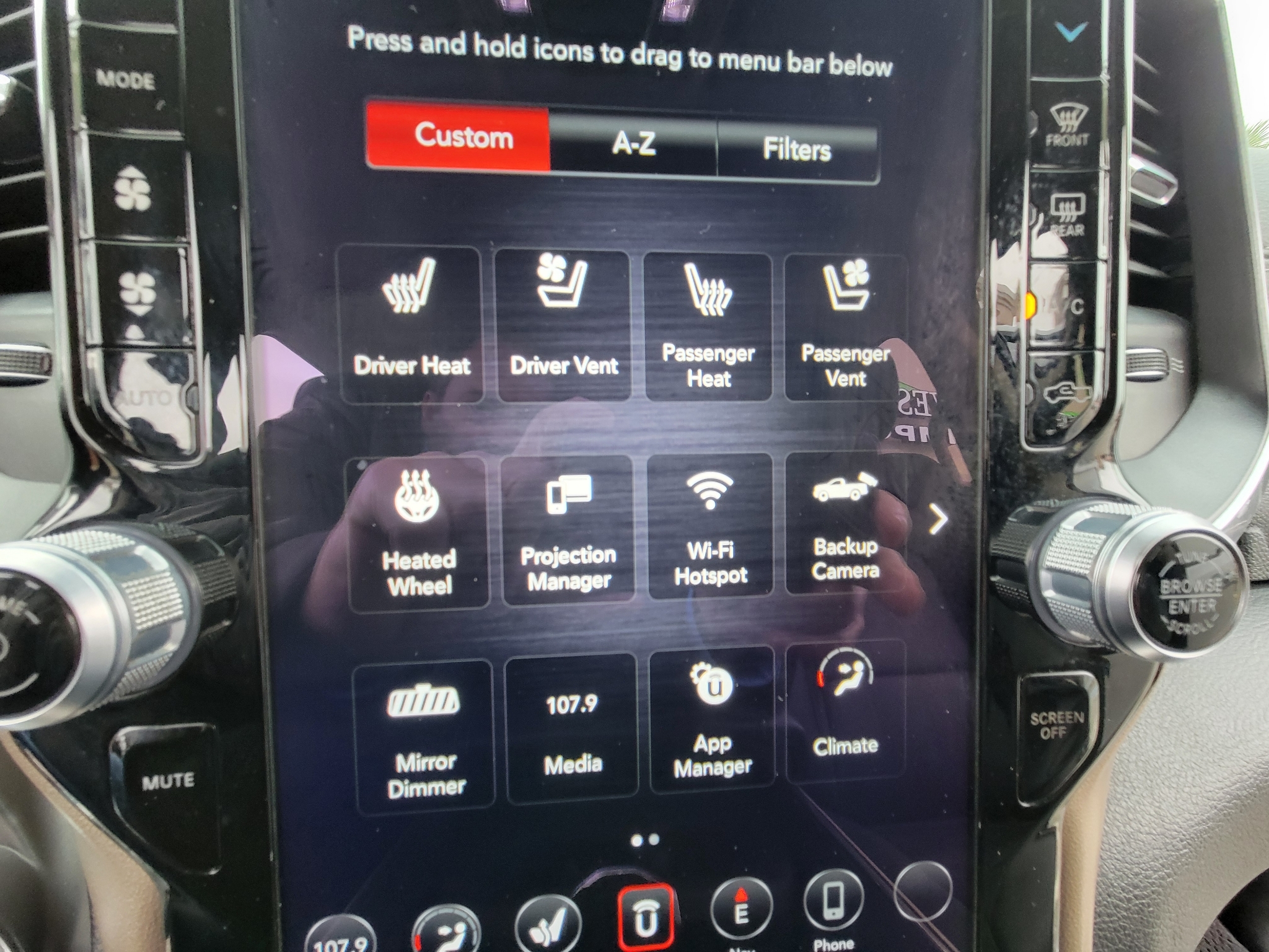 RAM 1500 Laramie 4x2 Crew Cab 5'7" Box 2019