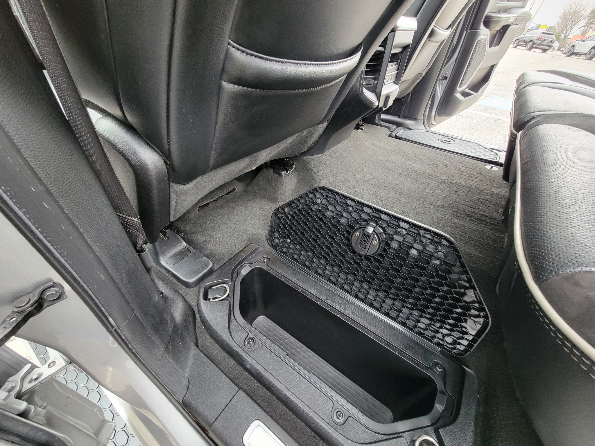 RAM 1500 Laramie 4x2 Crew Cab 5'7" Box 2019